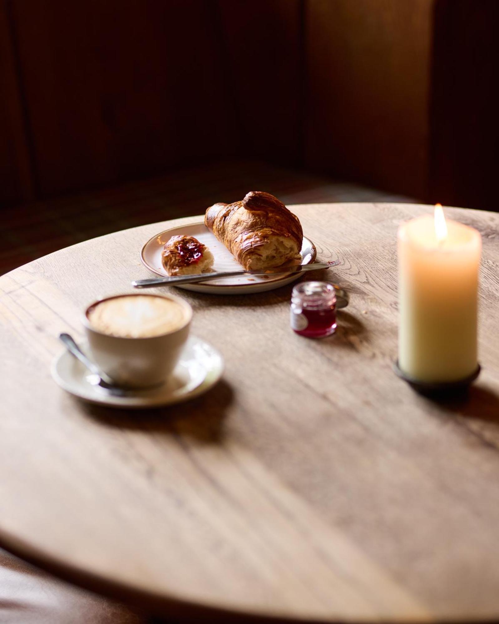 The Plough Inn Little Faringdon エクステリア 写真